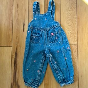 Girl’s Adorable Jean Overalls!